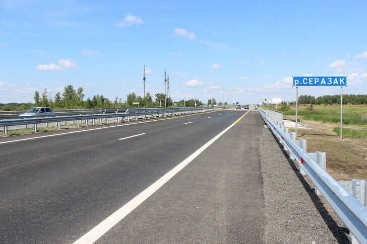 В Челябинской области мост через реку Серазак на М-5 отремонтировали раньше срока