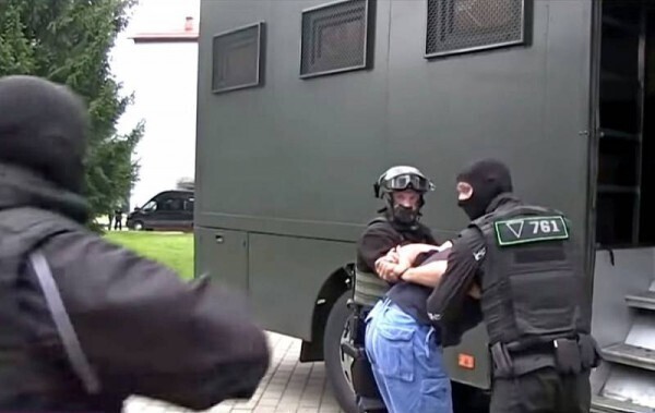 Почему в Беларуси задержали россиян: всплыли скандальные подробности