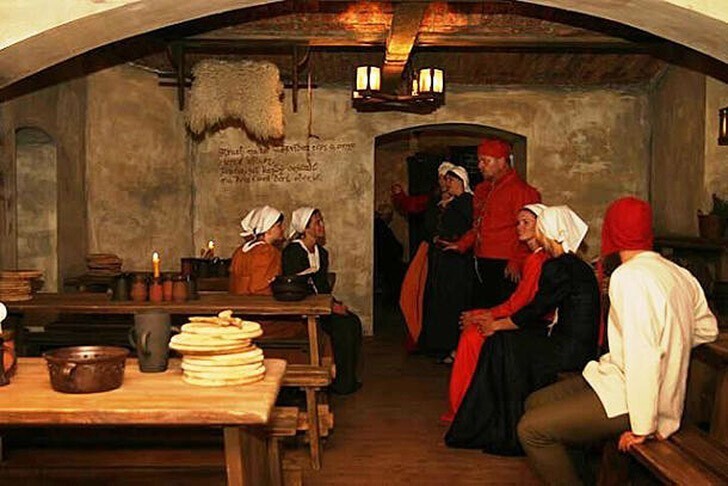 23. Средневековая таверна, Чехия.