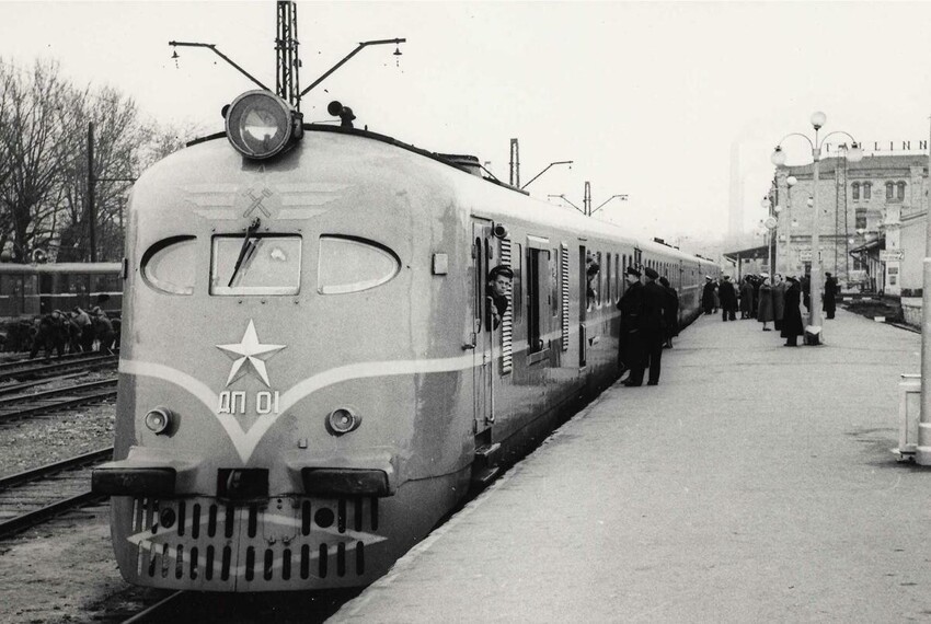 Вспоминаем Дизель-поезда Москва-Ленинград