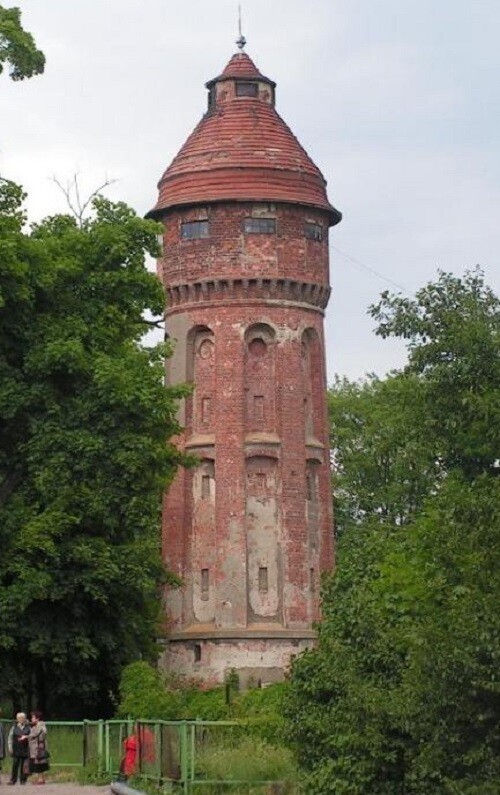 Приморск. Башня построена в 1914-м году на Шлихт штрассе (ул. Янтарная).