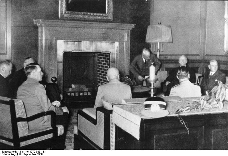 Чемберлен, Гитлер, Муссолини и Даладье на Мюнхенской конференции, Германия, 29 сентября 1938