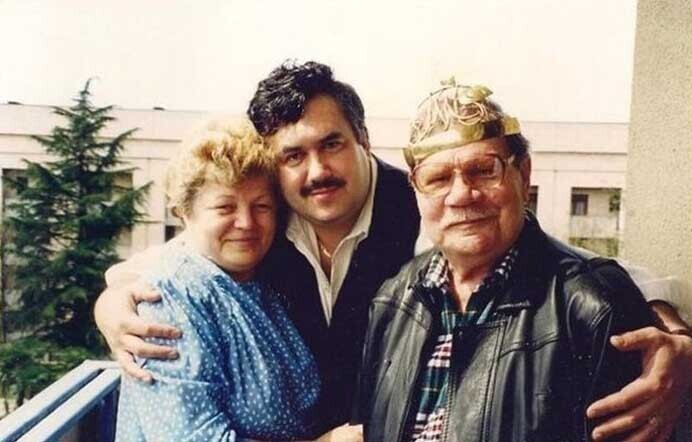 Михаил Пуговкин с женой и Станислав Садальский, конец 90-х