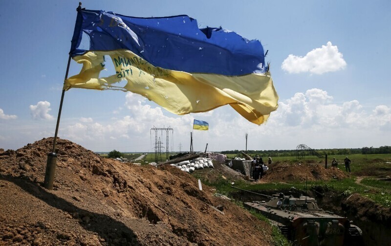 Украина формально потеряла и подконтрольную часть Донбасса
