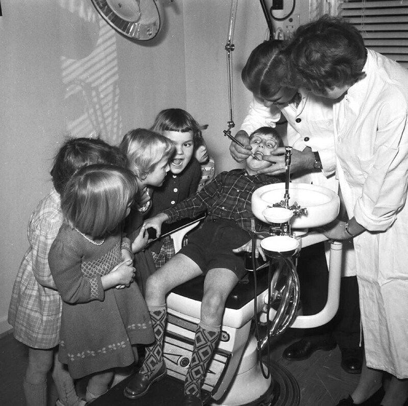В кабинете школьного стоматолога, 1956 год, Копенгаген