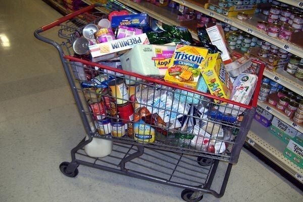 15 уловок, с помощью которых супермаркеты заставляют покупать продукты