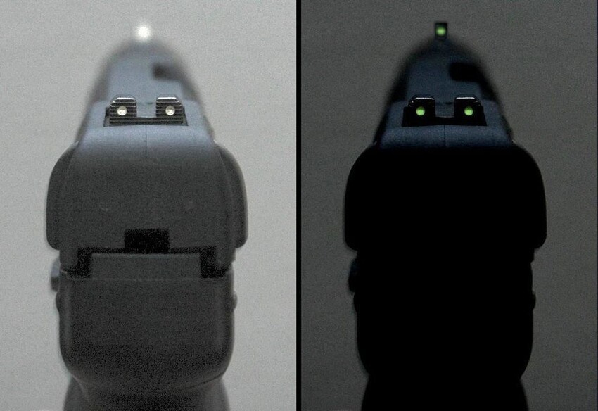 Освещенные тритием неподвижные прицелы пистолета Five-seveN USG при нормальном и тусклом освещении
