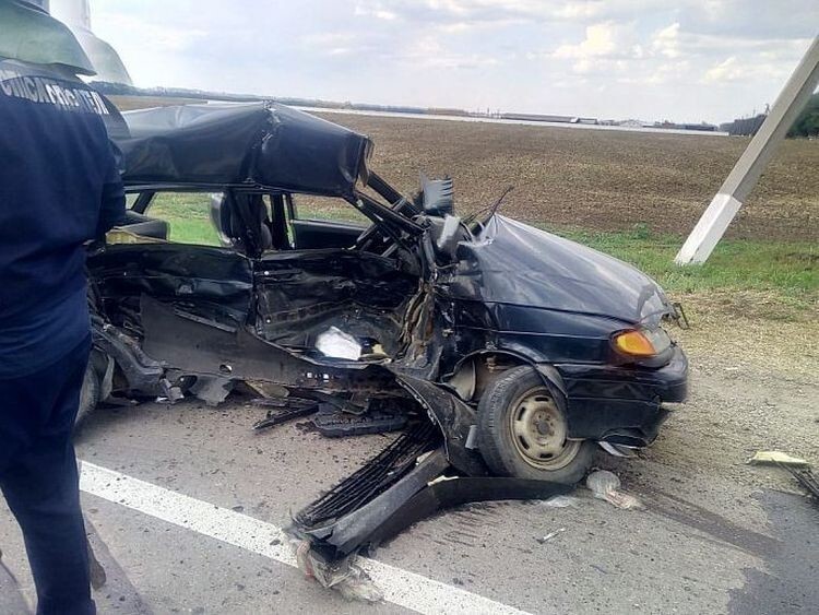 Авария дня. В Краснодарском крае в ДТП погибли два человека