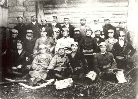 Пожарные добровольцы поселка Бежаницы.1902