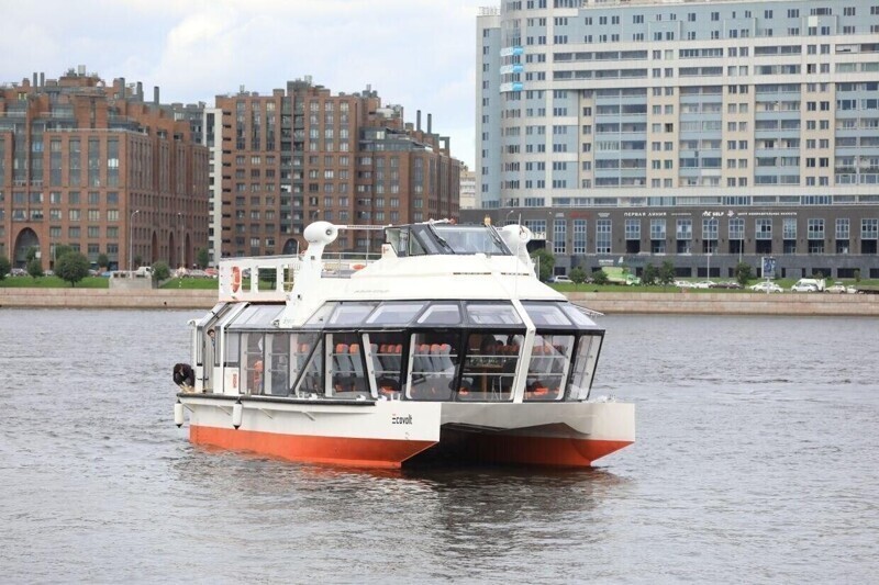 Экологичный транспорт поплывет по рекам Петербурга
