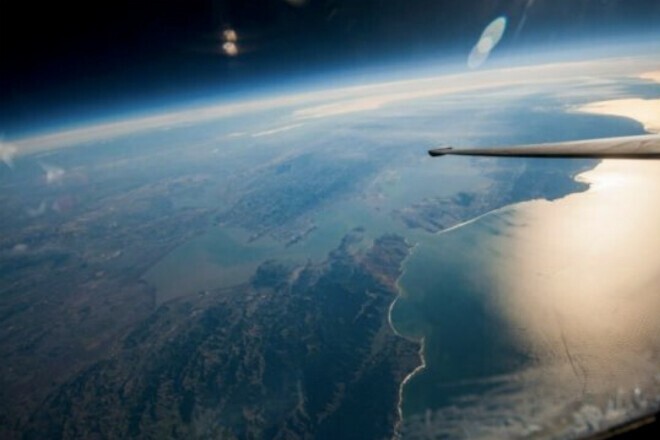 Полет самолета-шпиона в ближний космос: видео из кабины пилота