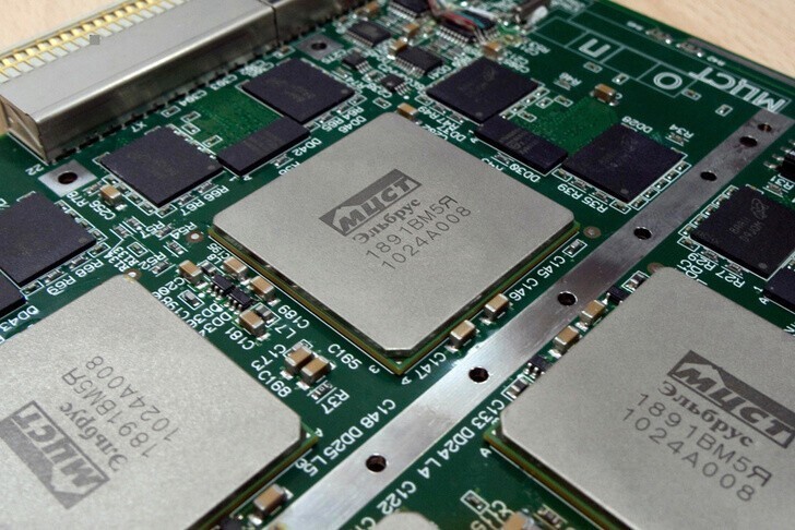 Ростех заключил контракт с РЖД на поставку 15 тысяч компьютеров на отечественных процессорах