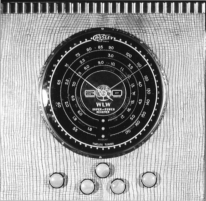 Первое в мире караоке на 10000 слушателей. Радиоприемник Crosley 1936 года.