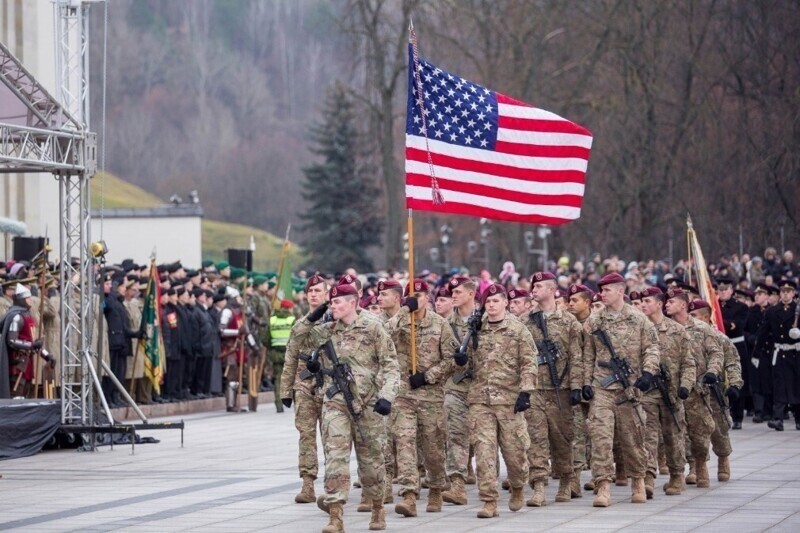 Прибалтийские соревнуются за право разместить на своей территории военную базу США