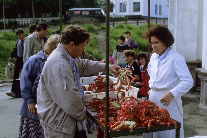 На рынке в Магадане, 1990 год