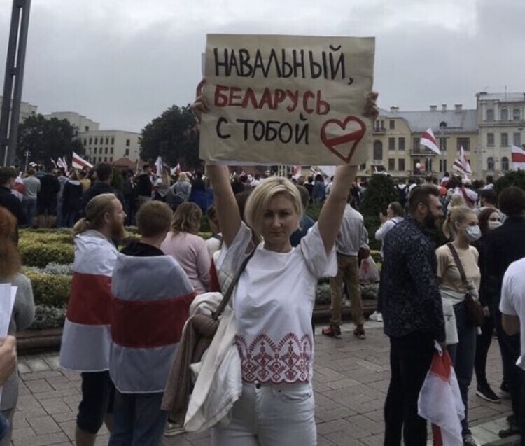 Не приходя в сознание, Лёха и этот митинг сольет.