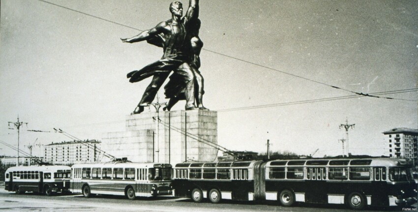Сегодня в Москве попрощались с троллейбусами