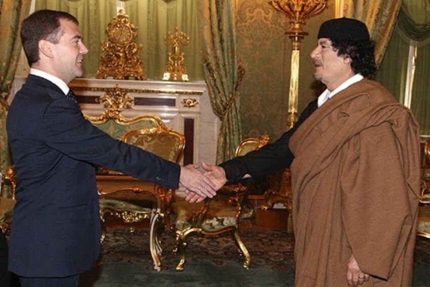 Лидер Джамахирии Муаммар Каддафи и его дети