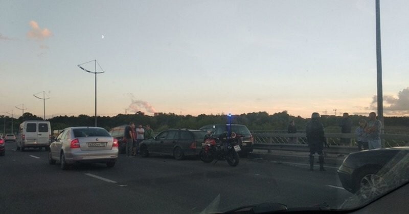 Дело Шамаича живет: массовое ДТП на мосту в Калининграде