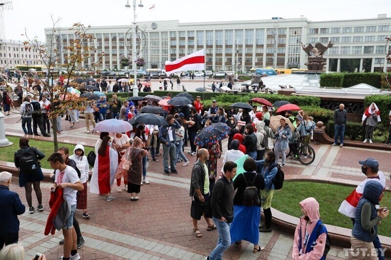Сходил на митинг революции «Прокладки»