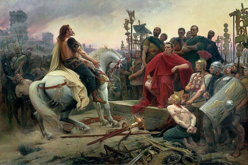 32. В римские времена брюки ассоциировались с варварами. В 397 году за ношение брюк в черте города предусматривалось наказание в виде ссылки