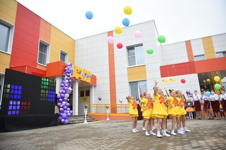 В Набережных Челнах открылся детский сад № 127 «Друзья» на 220 мест