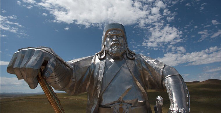  Статуя Чингисхана в Монголии