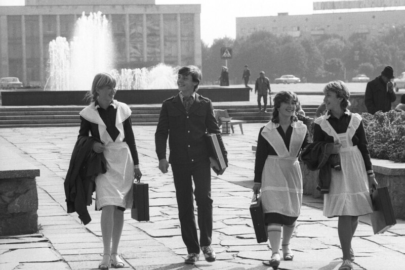 Советские школьники с "дипломатами", 1980–е, СССР