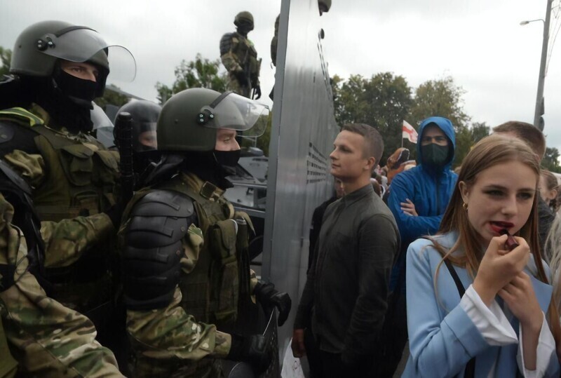 Санкции Европы, газ и «братки»: протесты в Белоруссии продолжаются