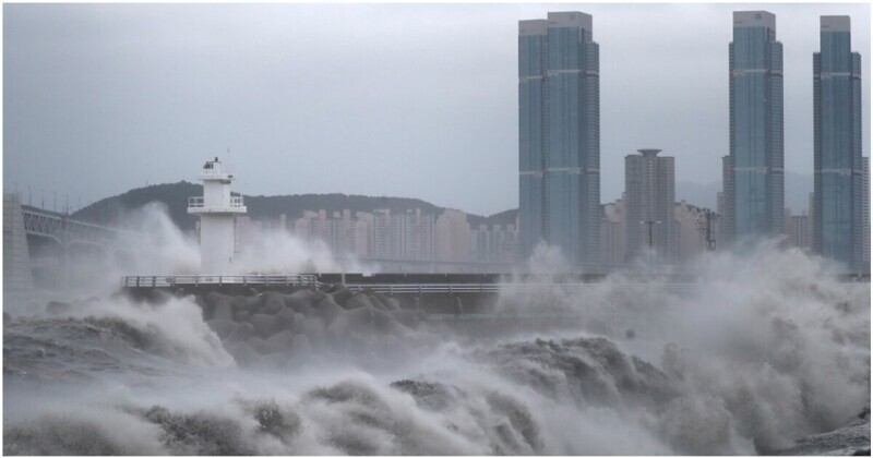 Супертайфун «Хайшень» обрушился на Японию