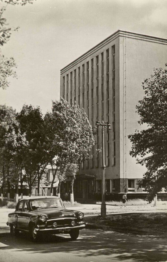 Здание на улице Пушкина. 1967 г