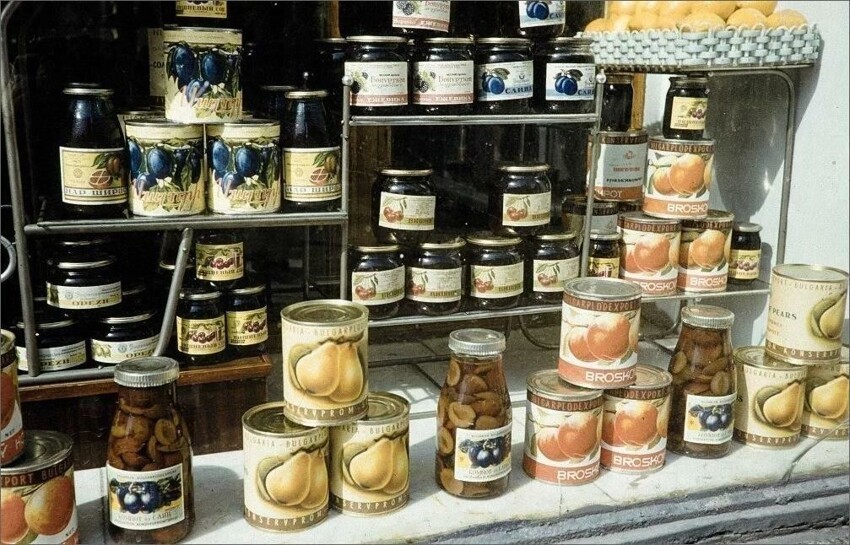 Советские магазины и товары. Назад в СССР в фотографиях