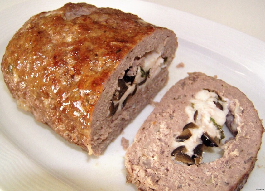 Самая вкусная мясная запеканка получается, если в фарш, помимо привычных прип...