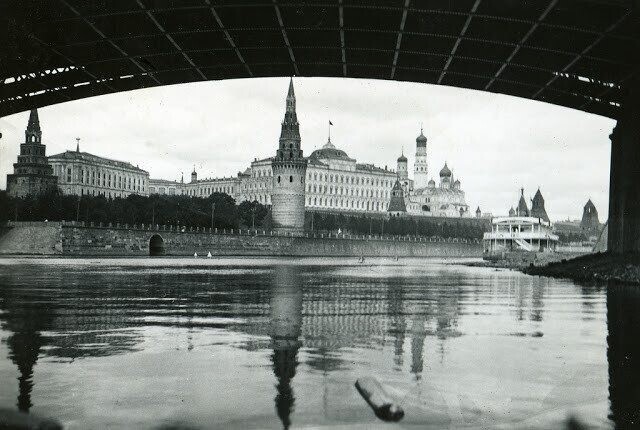 Отчёт по Москве гитлеровца, побывавшему в ней в 1935 году. 2 часть