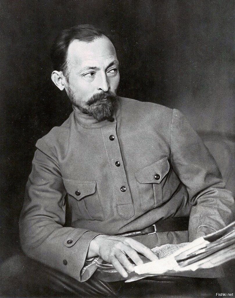 11 сентября 1877 года в имении Дзержиново родился Феликс Эдмундович Дзержинск...