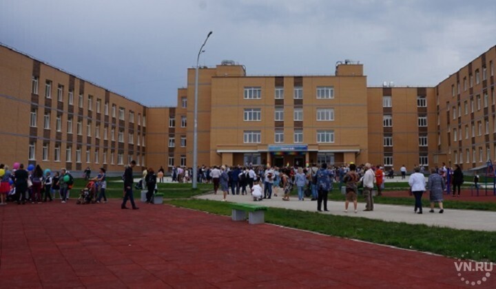 В Новосибирской области в г. Бердск в Южном микрорайоне открыт второй корпус лицея № 6 распахнул на 900 учеников.