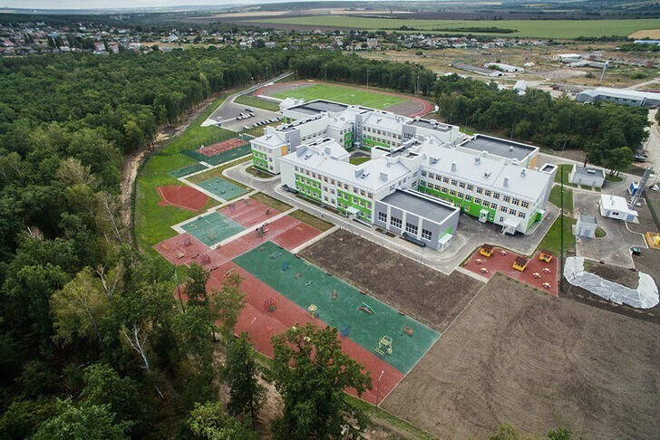 Новая сельская школа открылась в Воронежской области