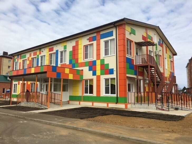 1 сентября в пос. Ивняки Ярославской области открыт первый в области модульный детский сад на 120 мест № 3 «Ивушка».
