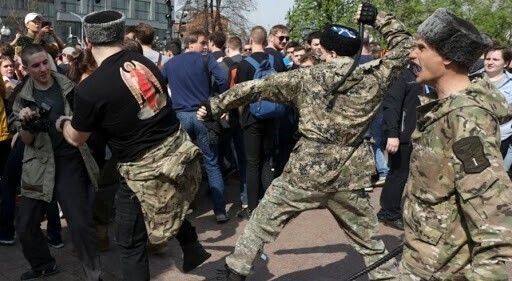 Как казачий патруль в Екатеринбурге с ЛГБТ борется