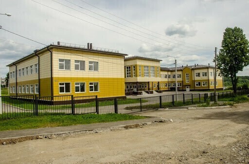 В п. Баранчинский (Свердловская область) открыта новая школа на 350 мест.