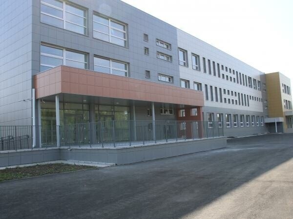 В д. Казанцево (Челябинская область) открыта новая школа на 350 мест.