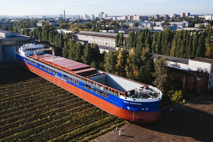 На СЗ «Красное Сормово» спущено на воду сухогрузное судно «Пола Миропия»