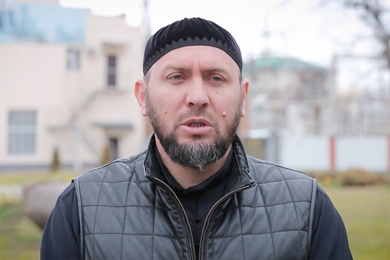Имам центральной мечети Грозного призвал наказывать физической расправой критиков властей