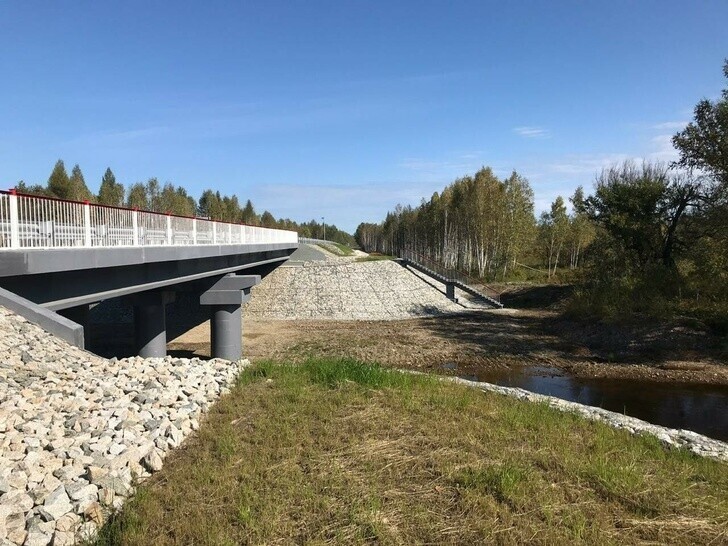 В Амурской области через р. Басманка возвели новый мост