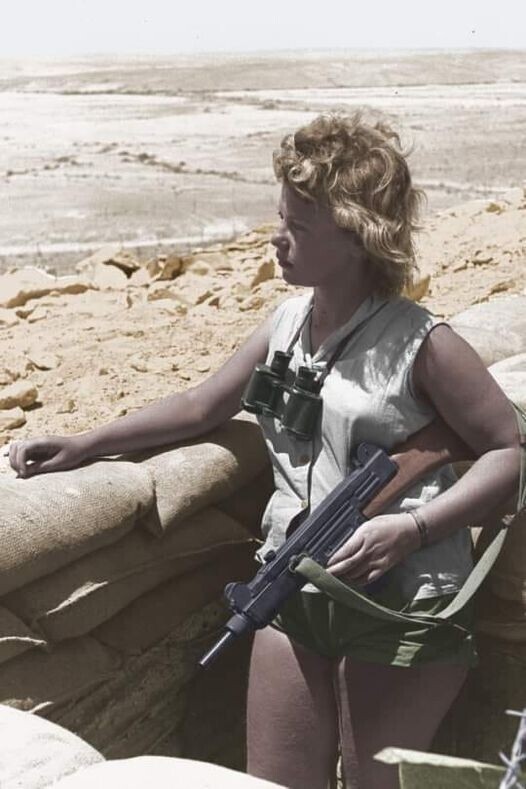 Девушка из Армии обороны Израиля. 1956 год.