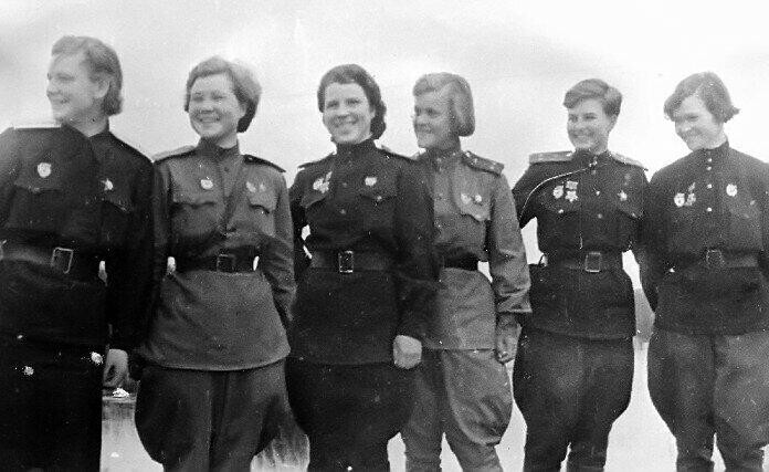 Сухие факты о девчатах из 46-го гвардейского ночного бомбардировочного авиационного полка