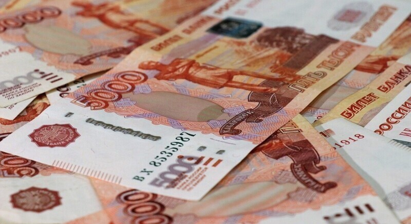 Никогда такого не было, и вот опять: чиновник прикарманил 680 млн рублей из денег капремонта