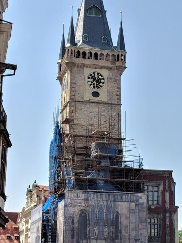 6. «Когда я был в Праге и астрономические часы находились на ремонте»