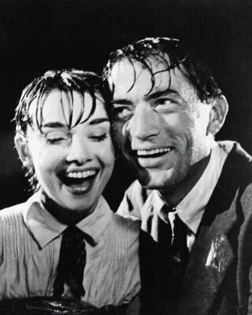 Одри Хепбёрн и Грегори Пек на съемках фильма: «Римские каникулы». 1952 год.