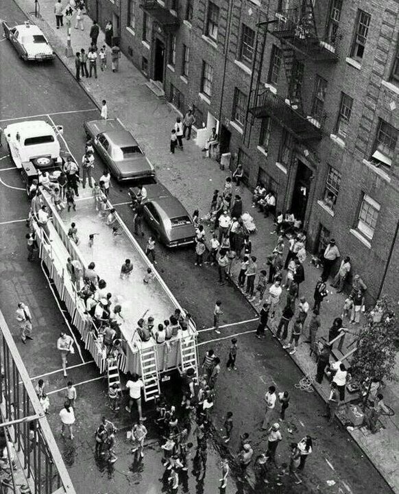 Бассейномобиль в Нью-Йорке, 1960 год.